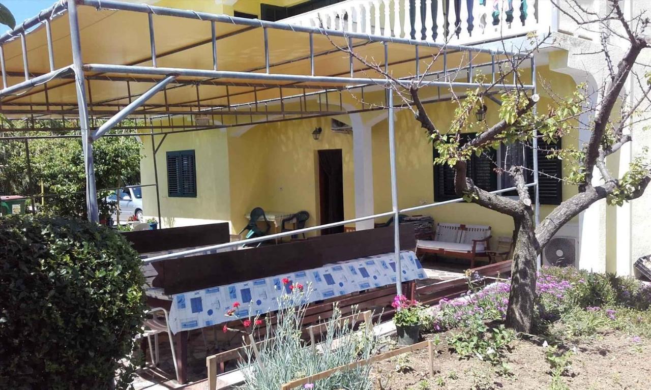 Apartment In Lopar/Insel Rab 17739 Luaran gambar